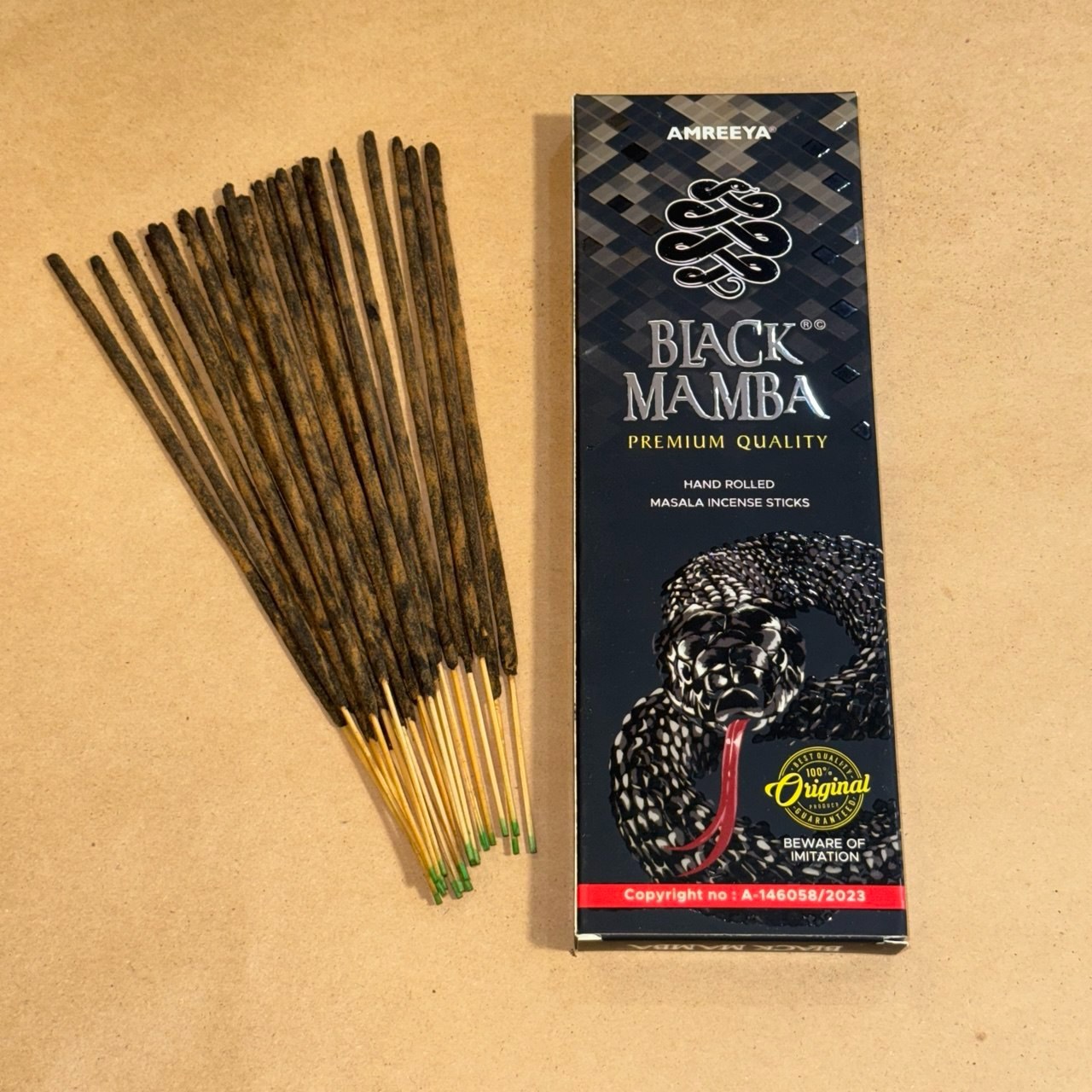 9AbWFHJ1WheKRCxm03SWSpyjCBpelnzD0E3kCksM8h4VGWStZm عود دست ساز برند آمریا رایحه بلک مامبا | Ameria Brand Handmade Incense – Black Mamba Scent - تصویر 1