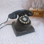 دکوری مینیمال تلفن آلمانی سفالی مشکی | Minimali decor, German black Pottery telephone  - تصویر 3