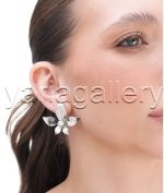 گوشواره آبکاری طرح گل | plated flower-design earrings - تصویر 5