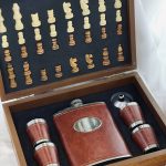 ست کادو هیپ فلاسک و شات با شطرنج |Hip flask and shot glass gift set with chess set 